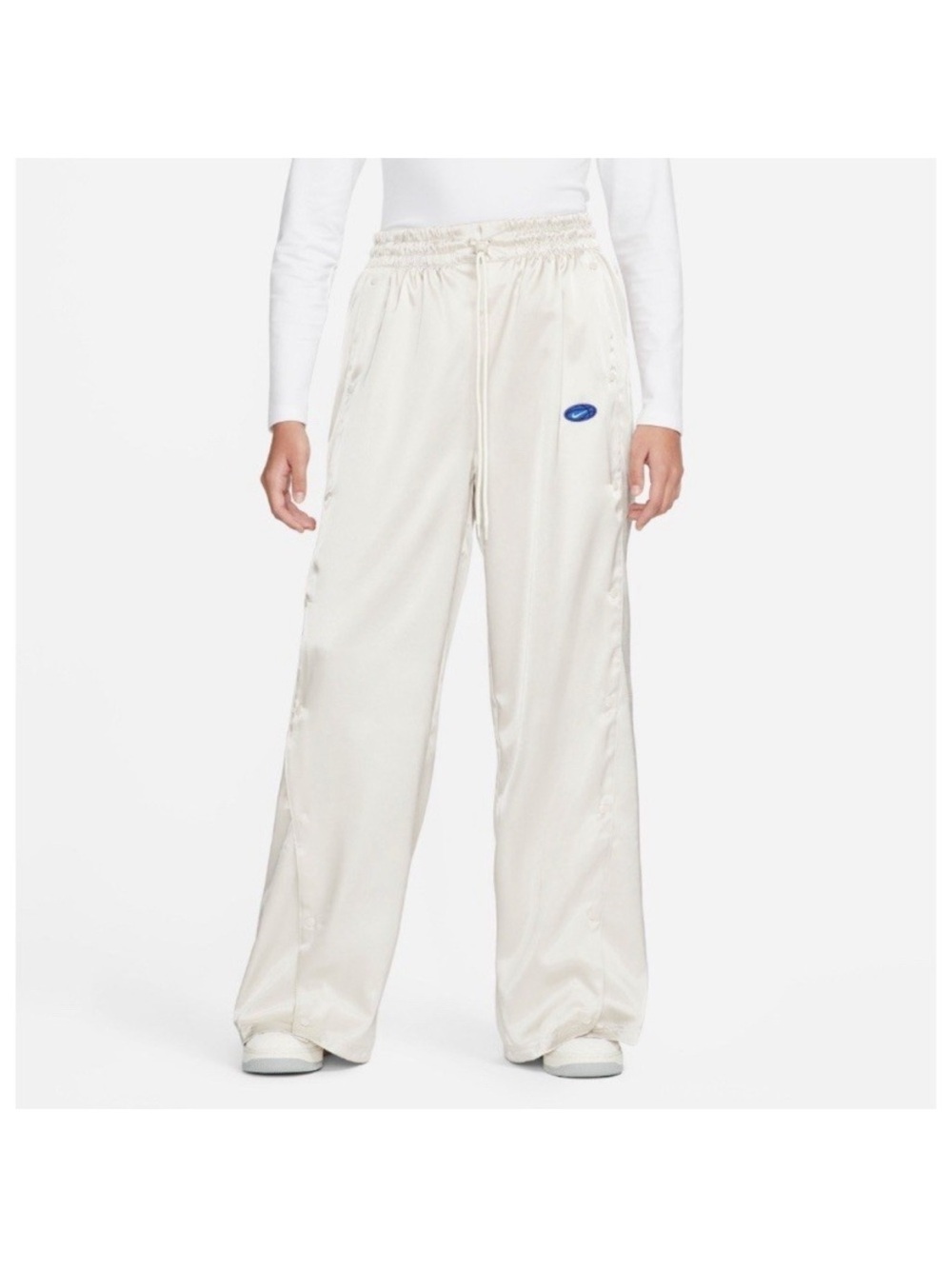Nike Circa Breakaway Pants

NWT